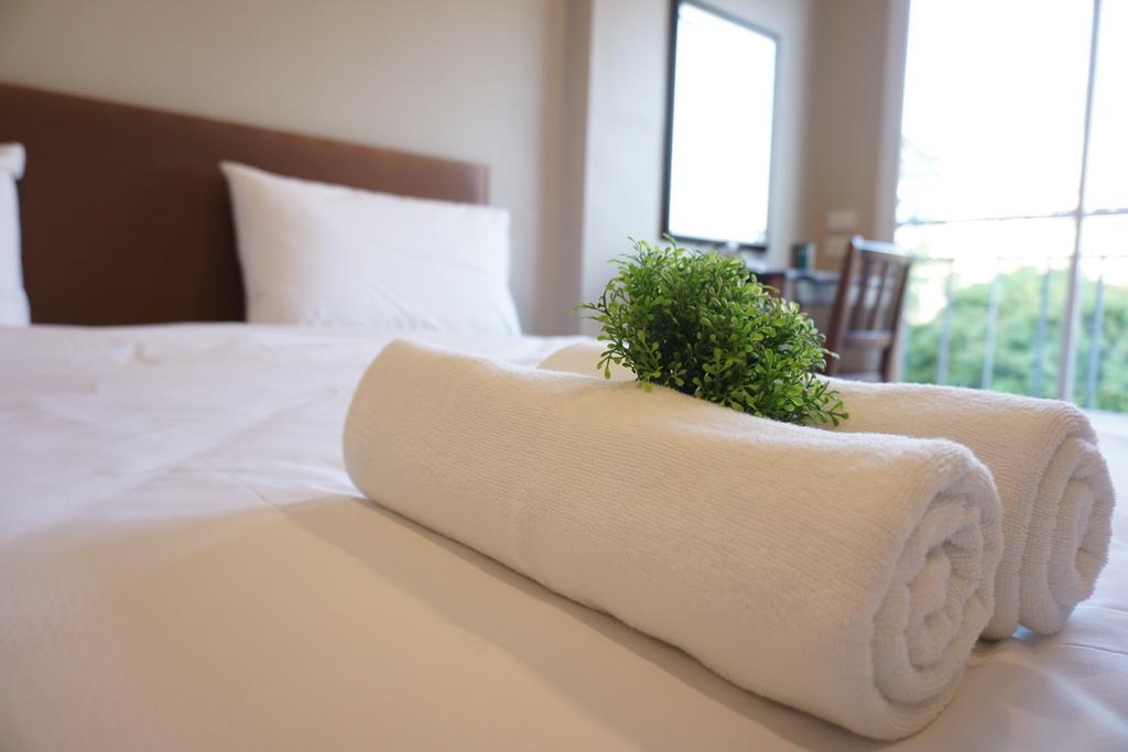Chompu Nakarin Apartment Транг Екстер'єр фото