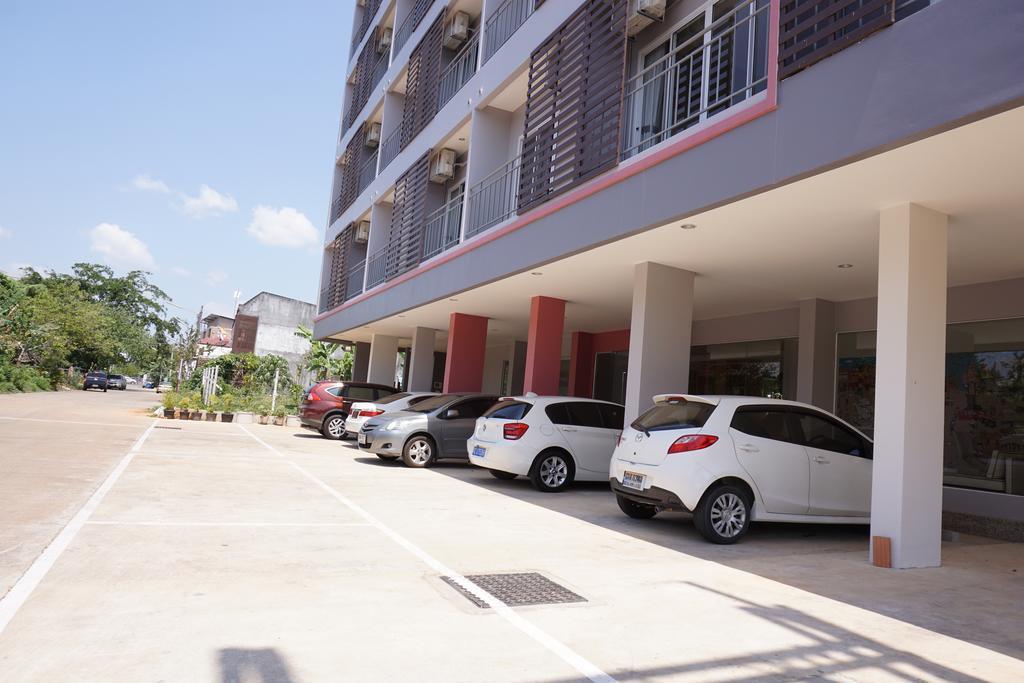 Chompu Nakarin Apartment Транг Екстер'єр фото