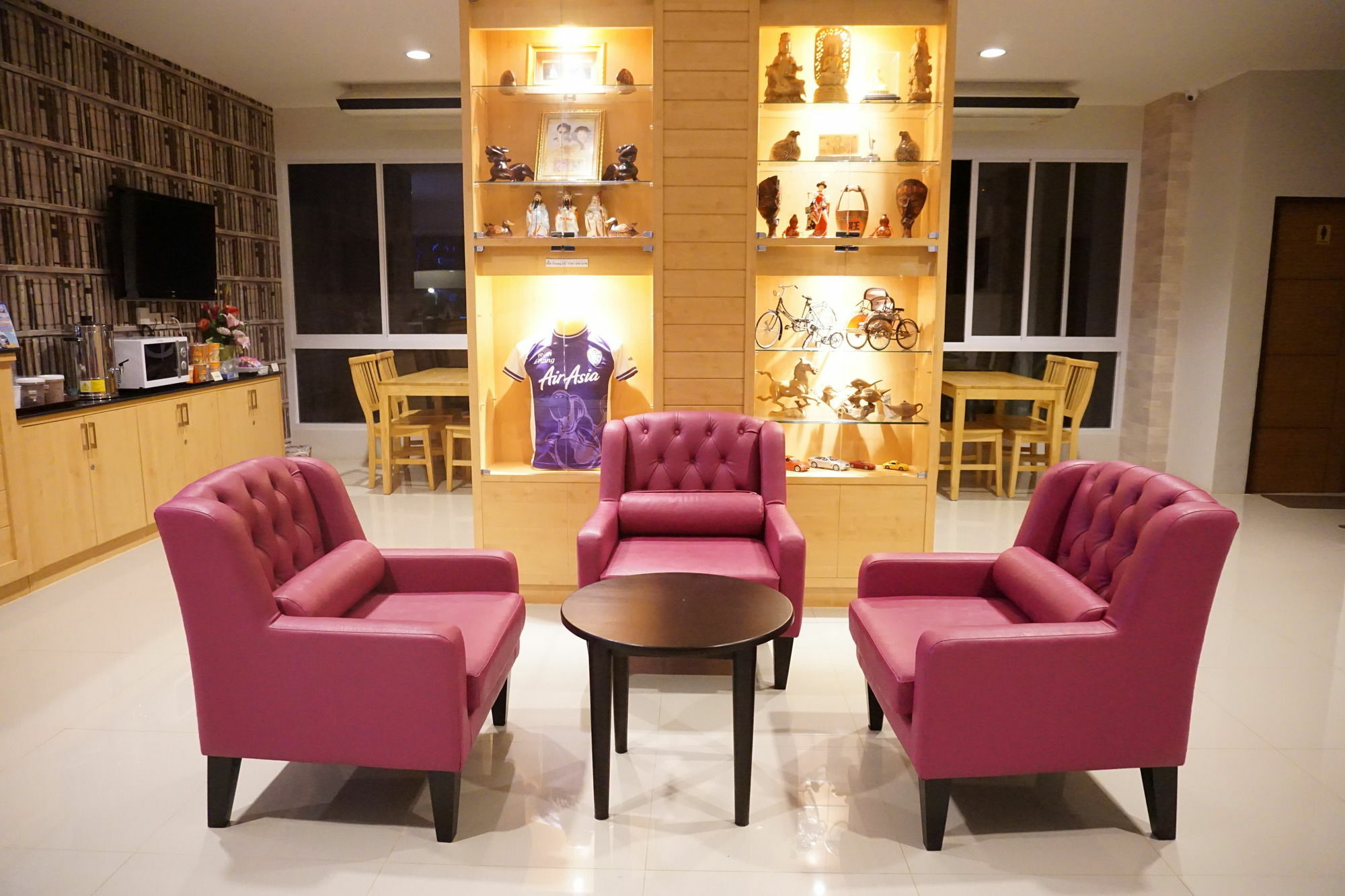 Chompu Nakarin Apartment Транг Екстер'єр фото